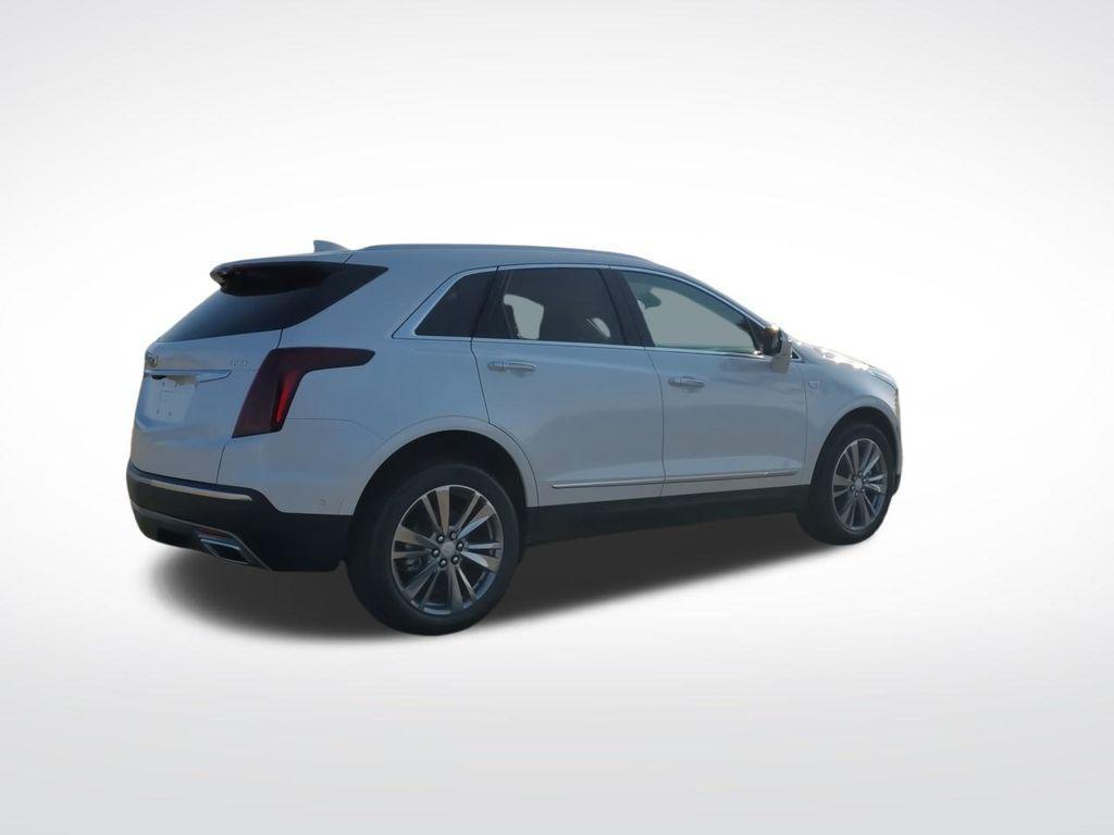 new 2025 Cadillac XT5 car, priced at $61,090