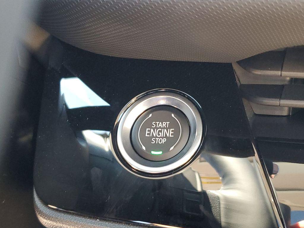 new 2025 Buick Envision car, priced at $40,458