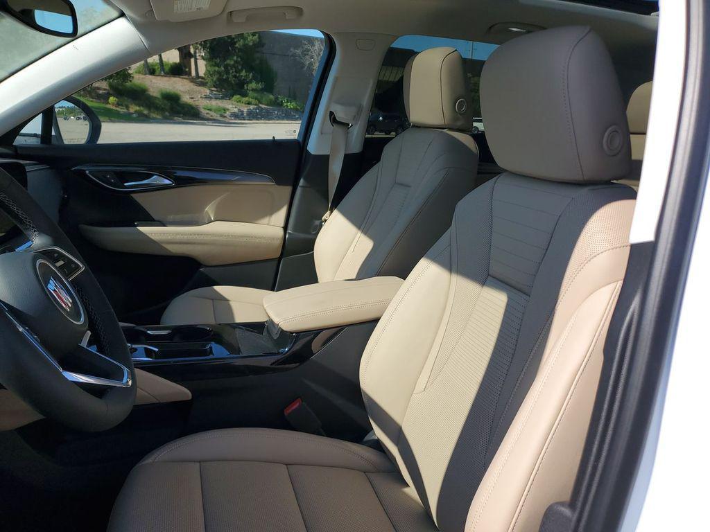 new 2025 Buick Envision car, priced at $40,458