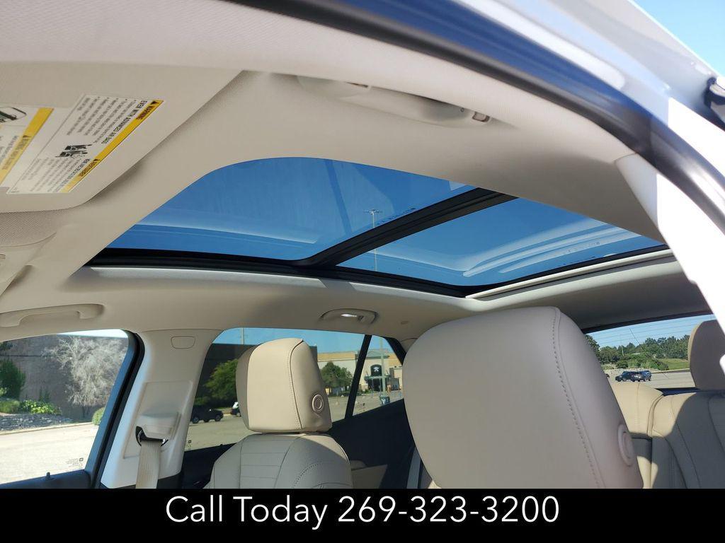 new 2025 Buick Envision car, priced at $40,458