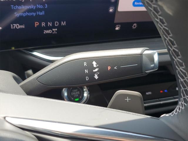 new 2025 Buick Envision car, priced at $38,060