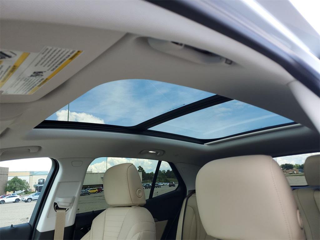 new 2025 Buick Envision car, priced at $40,458