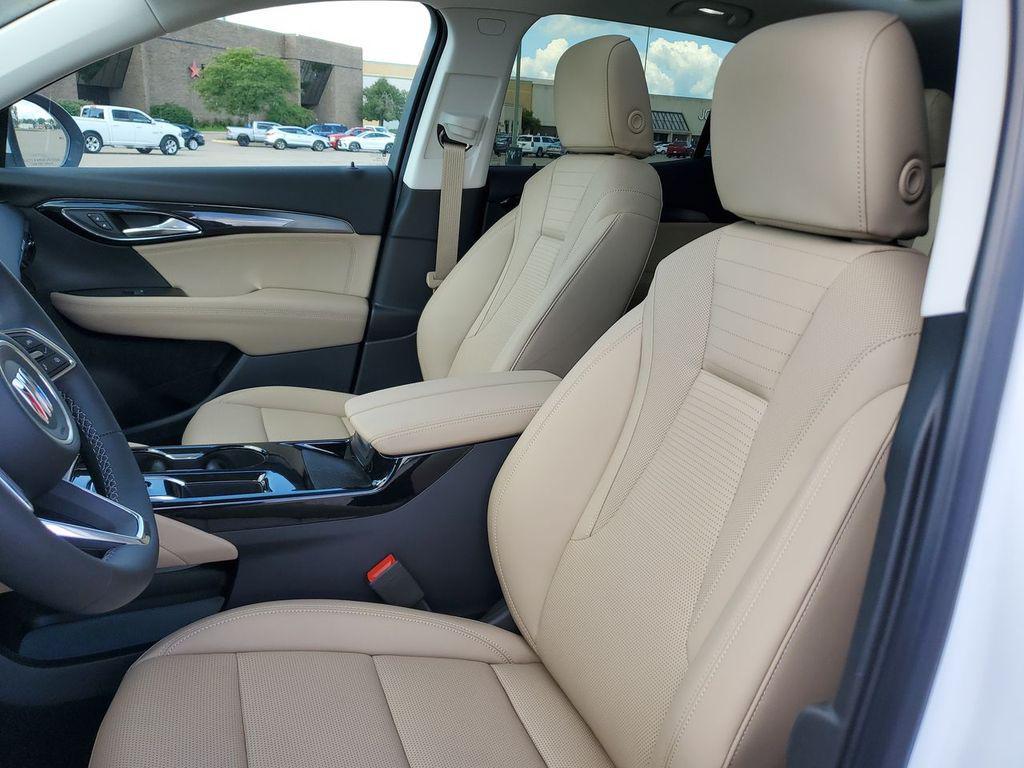 new 2025 Buick Envision car, priced at $40,458