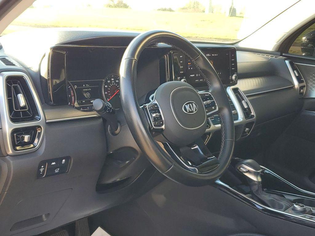 used 2021 Kia Sorento car, priced at $24,388