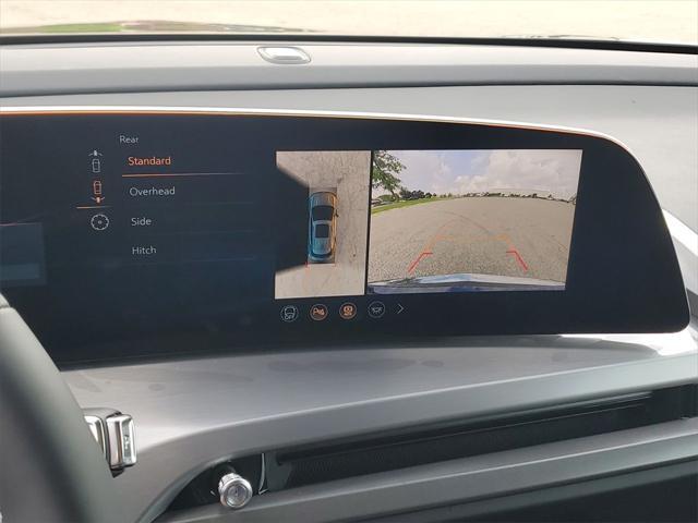new 2026 Cadillac VISTIQ car, priced at $81,015