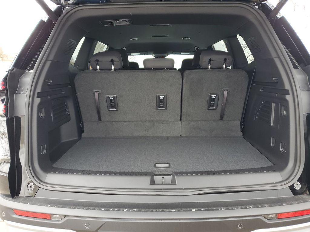 new 2025 GMC Acadia car, priced at $46,890