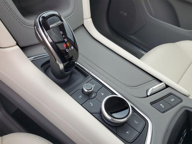 new 2025 Cadillac XT5 car
