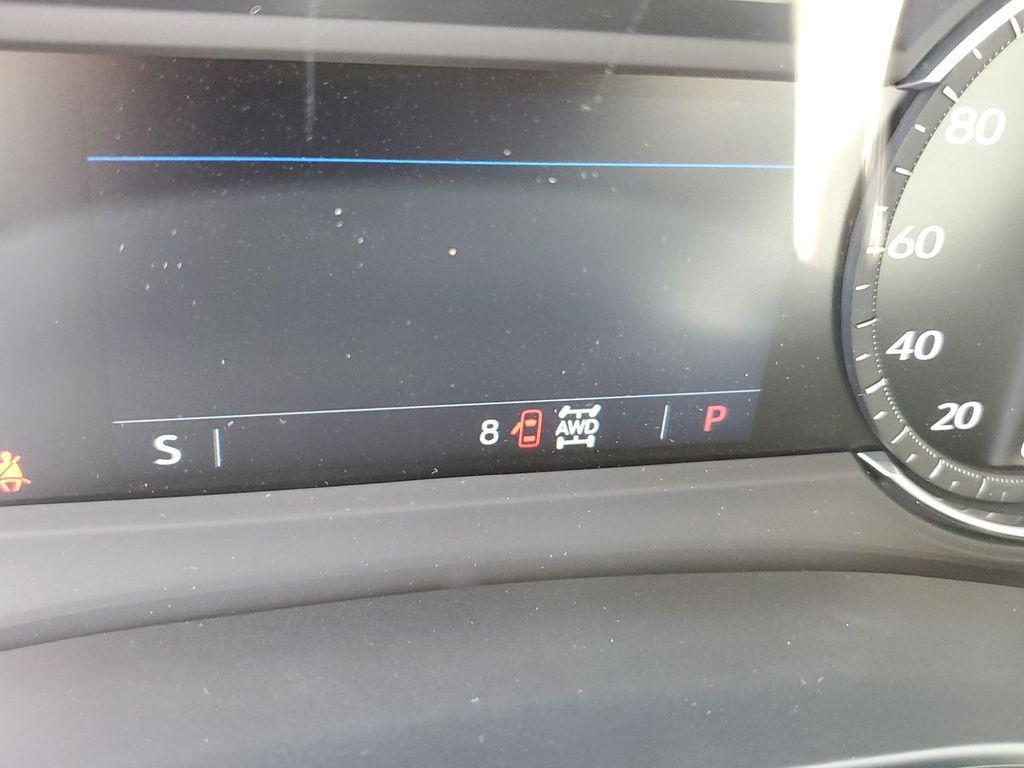 new 2025 Cadillac XT5 car, priced at $54,290