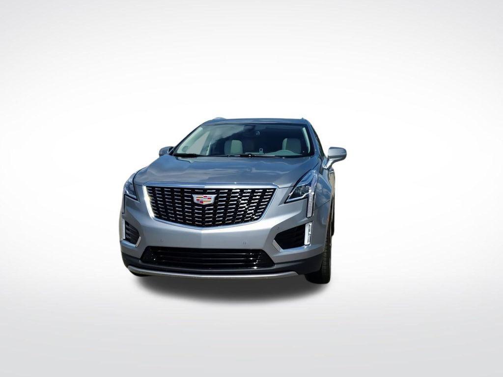 new 2025 Cadillac XT5 car, priced at $54,290