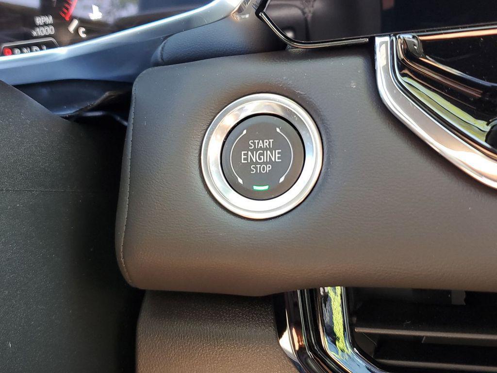 new 2025 GMC Canyon car, priced at $43,132