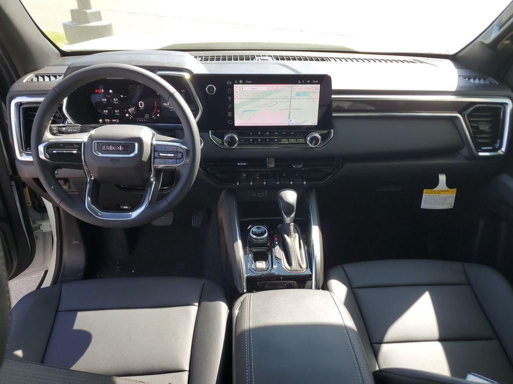 new 2025 GMC Canyon car, priced at $43,132