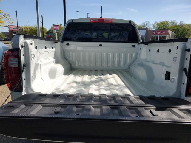 new 2025 GMC Canyon car, priced at $43,132