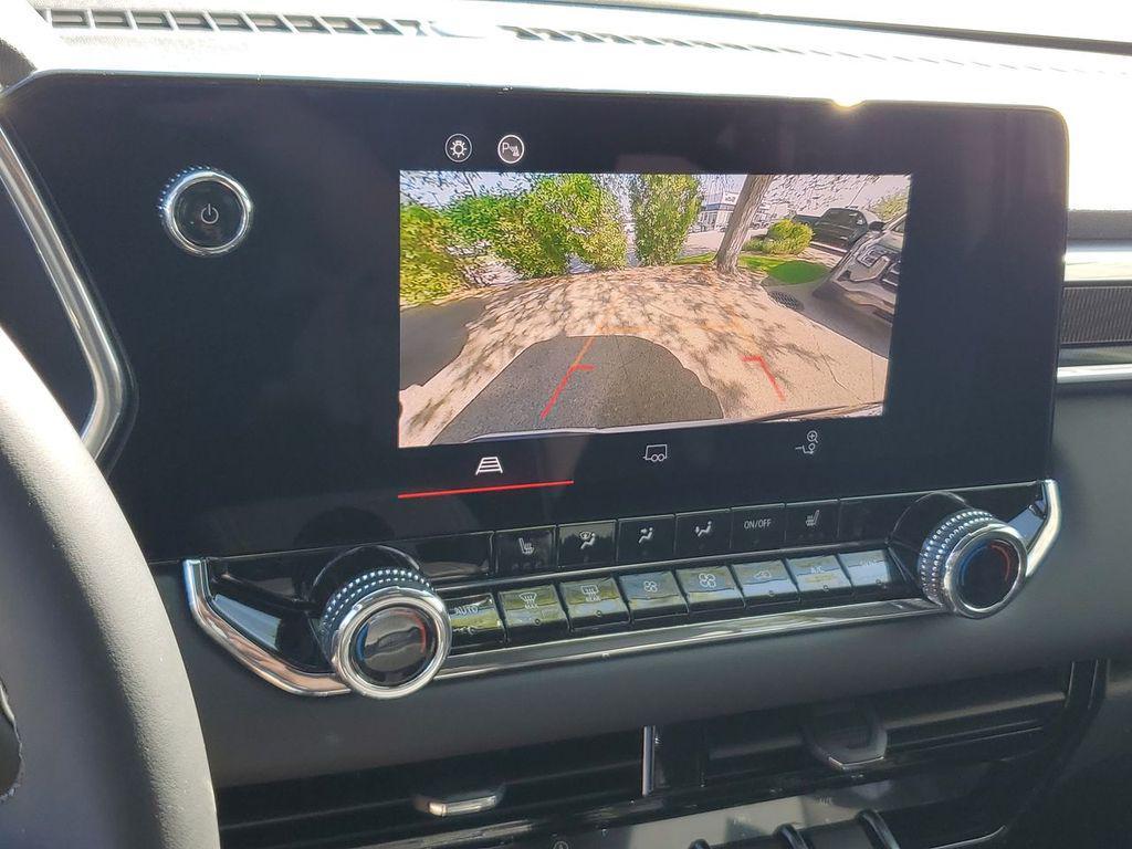 new 2025 GMC Canyon car, priced at $43,132