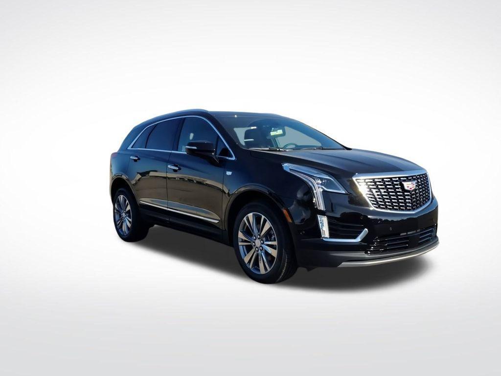 new 2025 Cadillac XT5 car, priced at $57,715