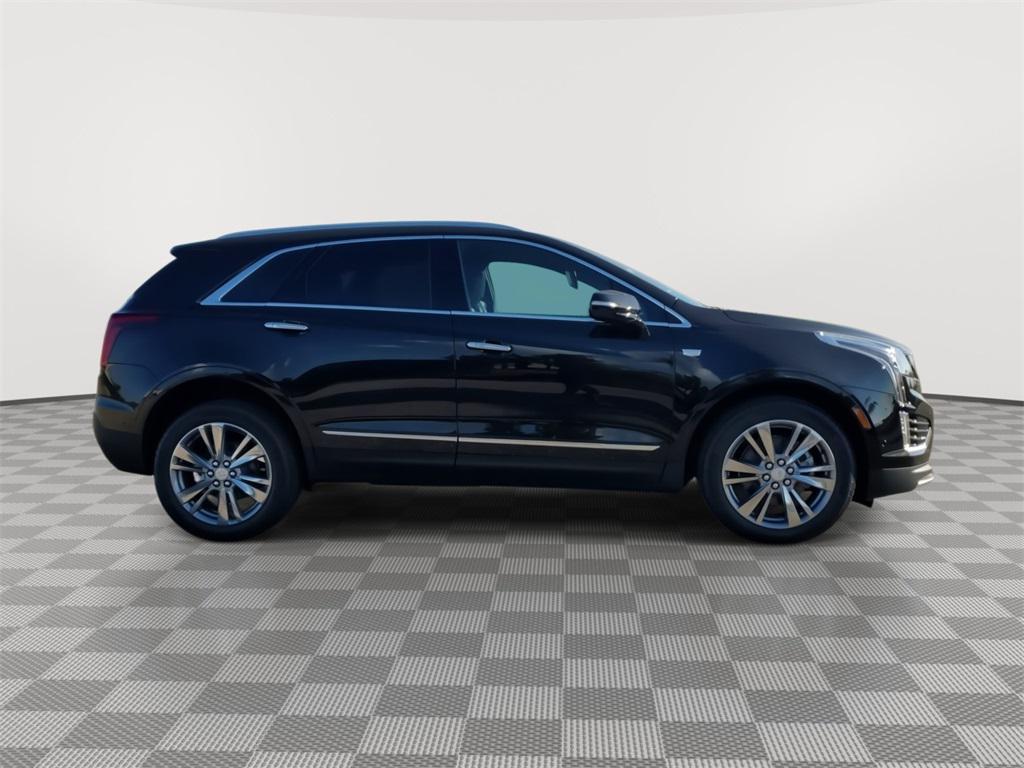 new 2025 Cadillac XT5 car, priced at $57,715