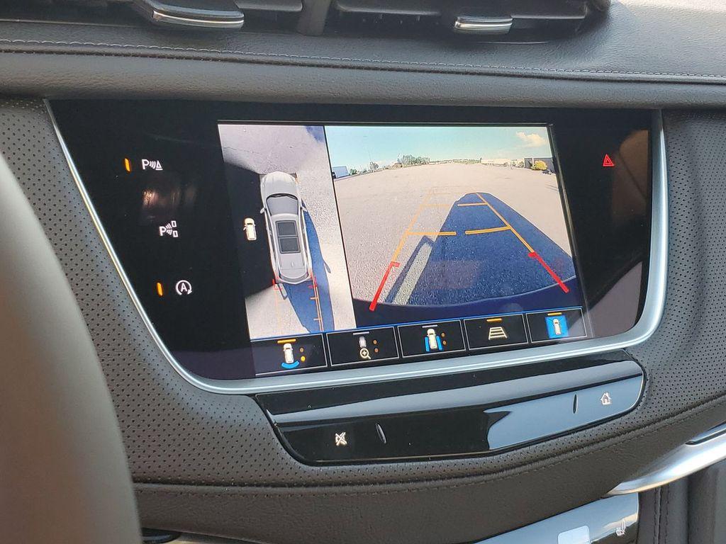 new 2025 Cadillac XT5 car, priced at $57,715