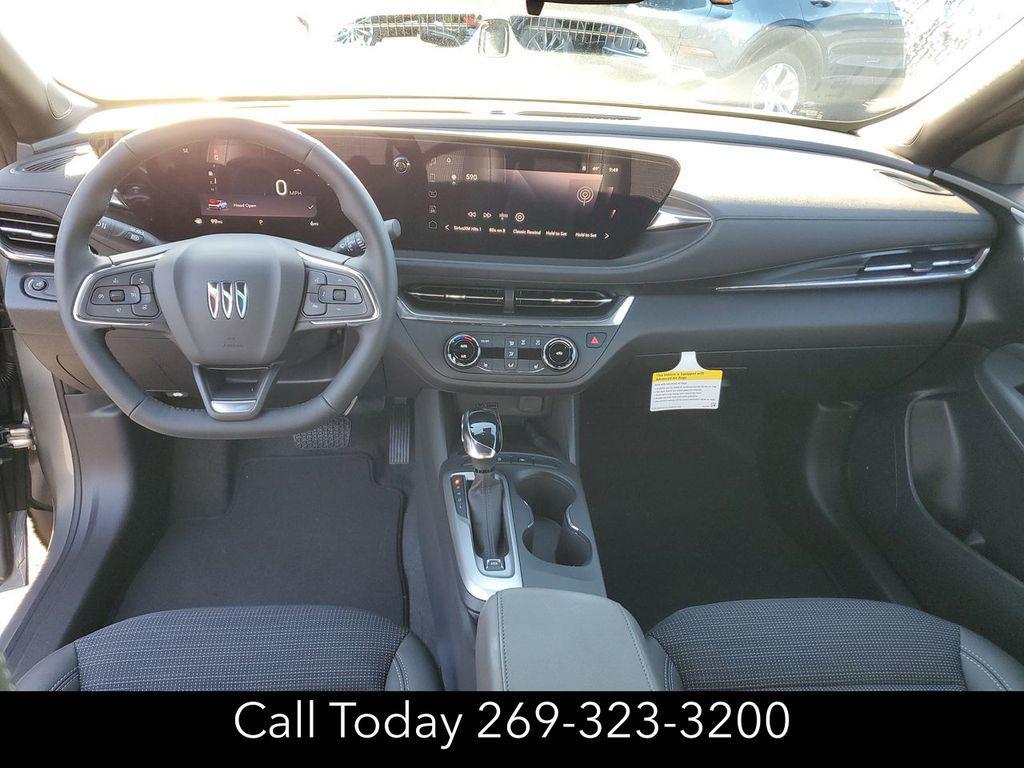 new 2025 Buick Envista car, priced at $24,948