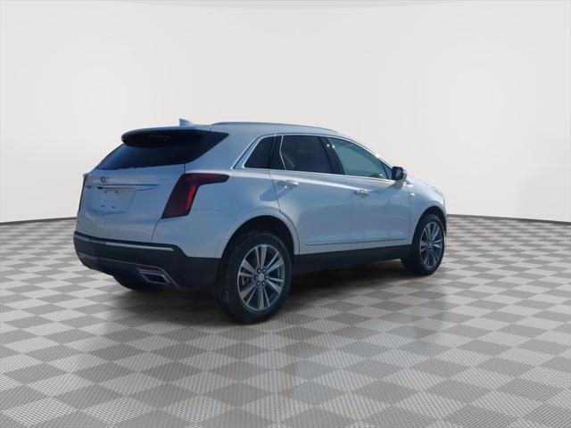 new 2025 Cadillac XT5 car, priced at $55,215