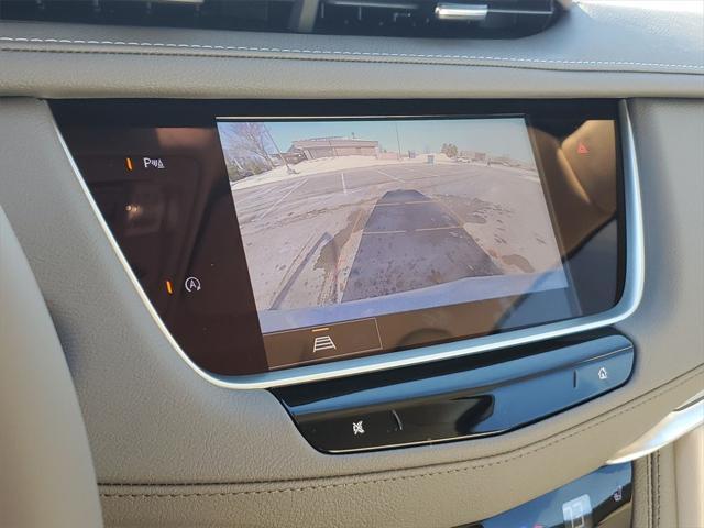 new 2025 Cadillac XT5 car, priced at $55,215