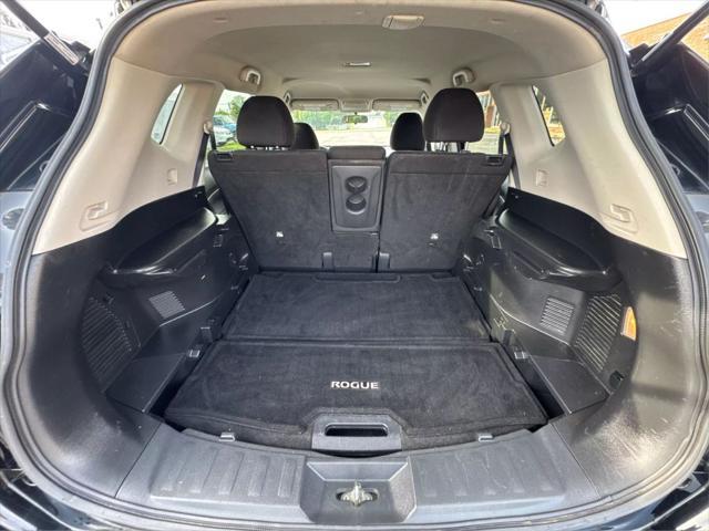 used 2015 Nissan Rogue car