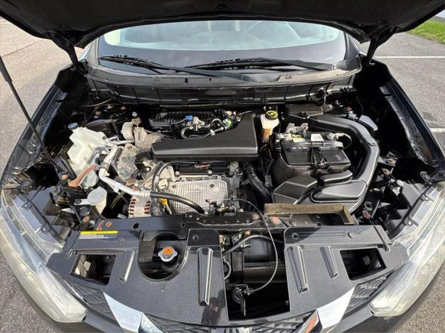 used 2015 Nissan Rogue car