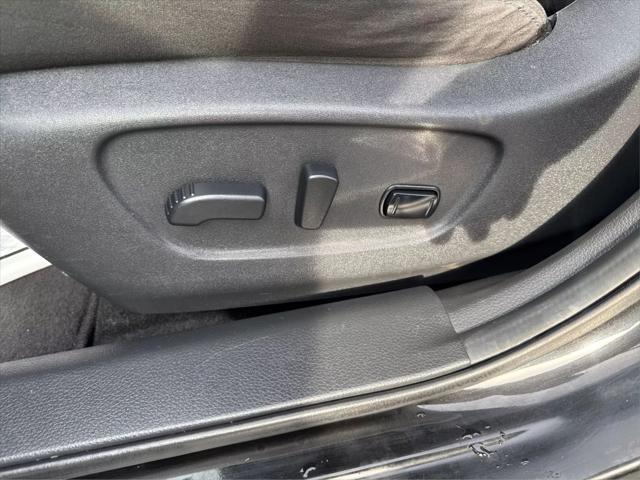 used 2015 Nissan Rogue car