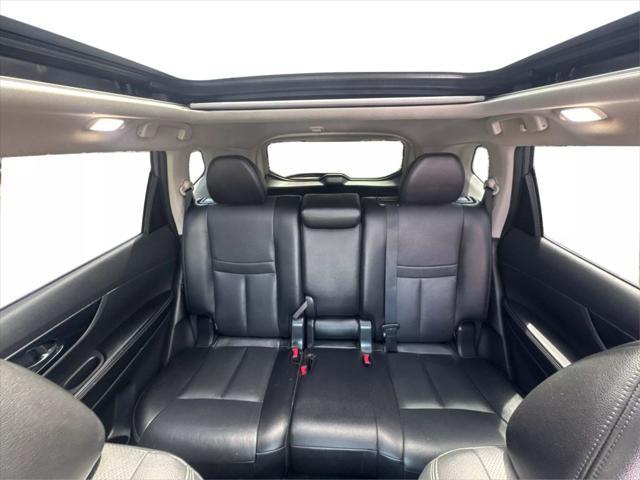 used 2016 Nissan Rogue car