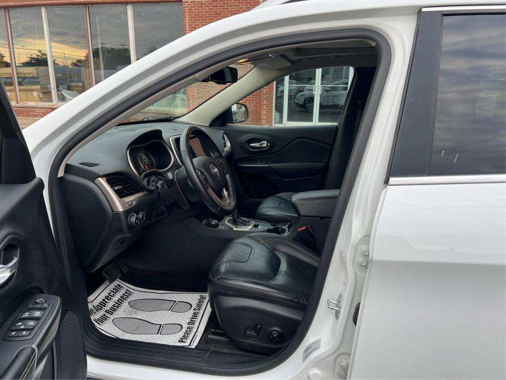 used 2016 Jeep Cherokee car, priced at $9,498