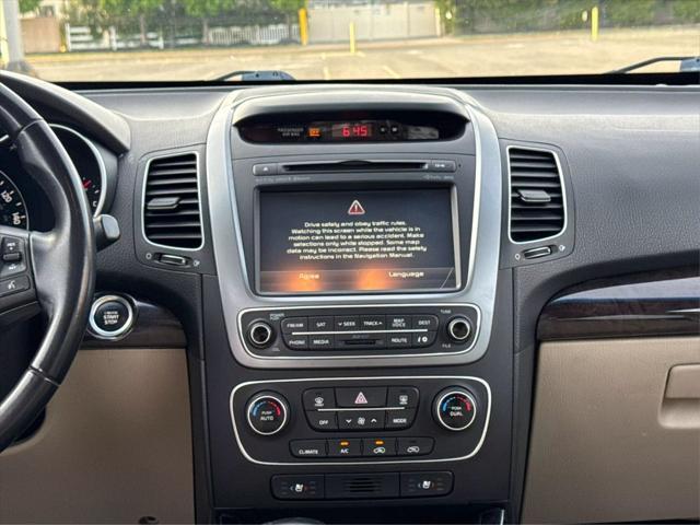 used 2014 Kia Sorento car, priced at $9,998
