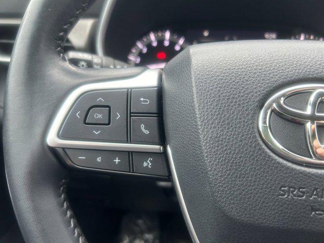 used 2022 Toyota Highlander car