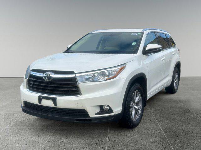 used 2015 Toyota Highlander car, priced at $21,999