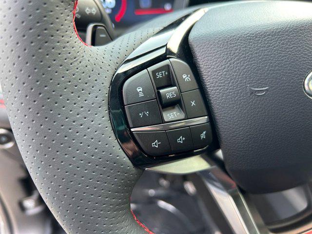 new 2025 Ford Explorer car, priced at $58,780