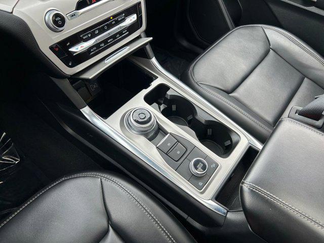 used 2023 Ford Explorer car, priced at $38,999