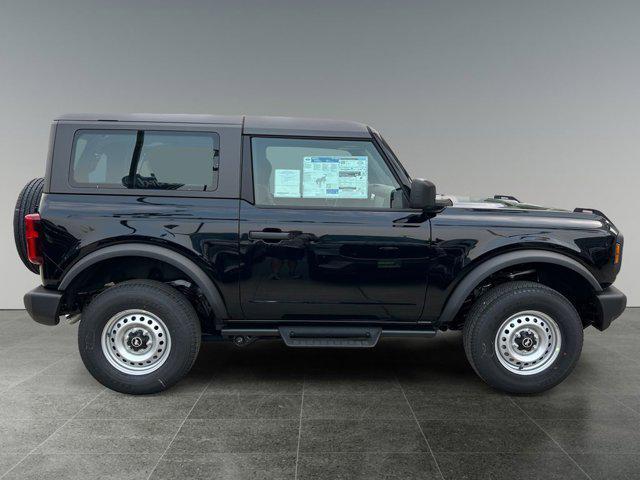 new 2025 Ford Bronco car, priced at $43,420
