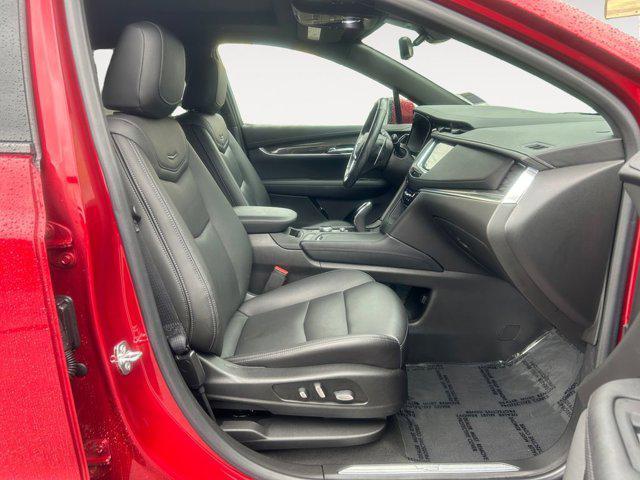 used 2021 Cadillac XT5 car, priced at $36,999