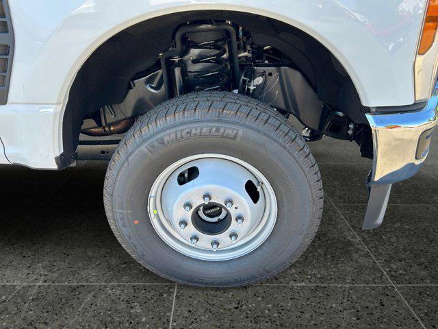 new 2025 Ford F-350 car, priced at $59,125