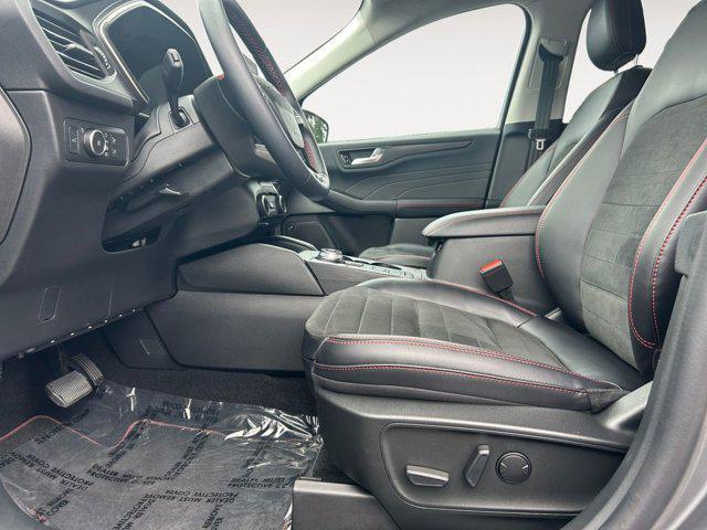 used 2022 Ford Escape car, priced at $28,900