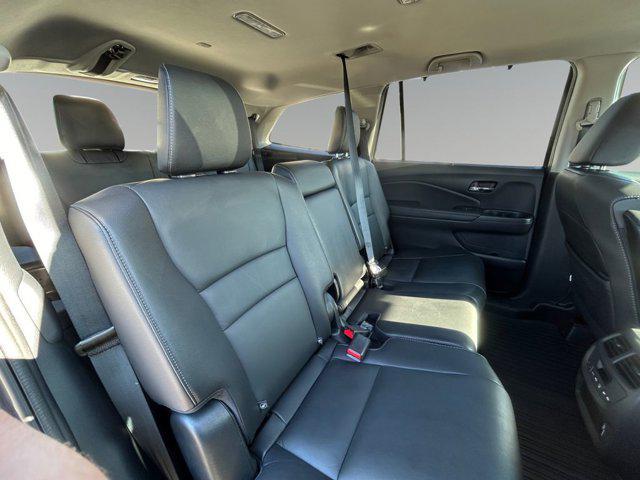 used 2020 Honda Pilot car, priced at $28,999