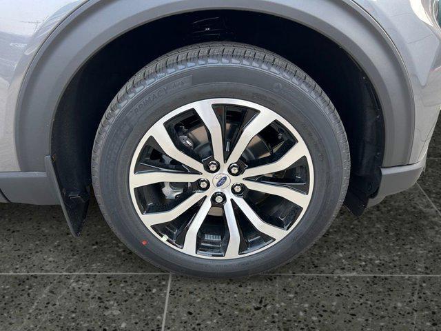new 2025 Ford Explorer car, priced at $49,030