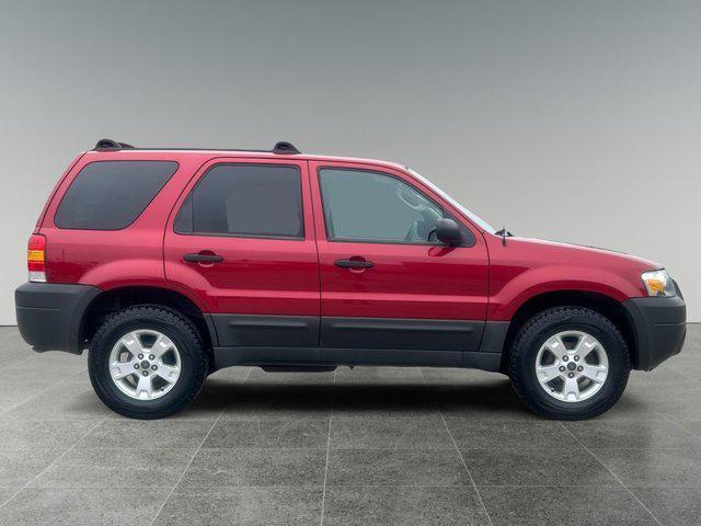 used 2005 Ford Escape car, priced at $7,475