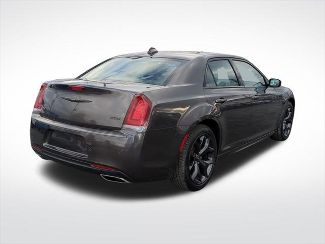 new 2023 Chrysler 300 car, priced at $42,600