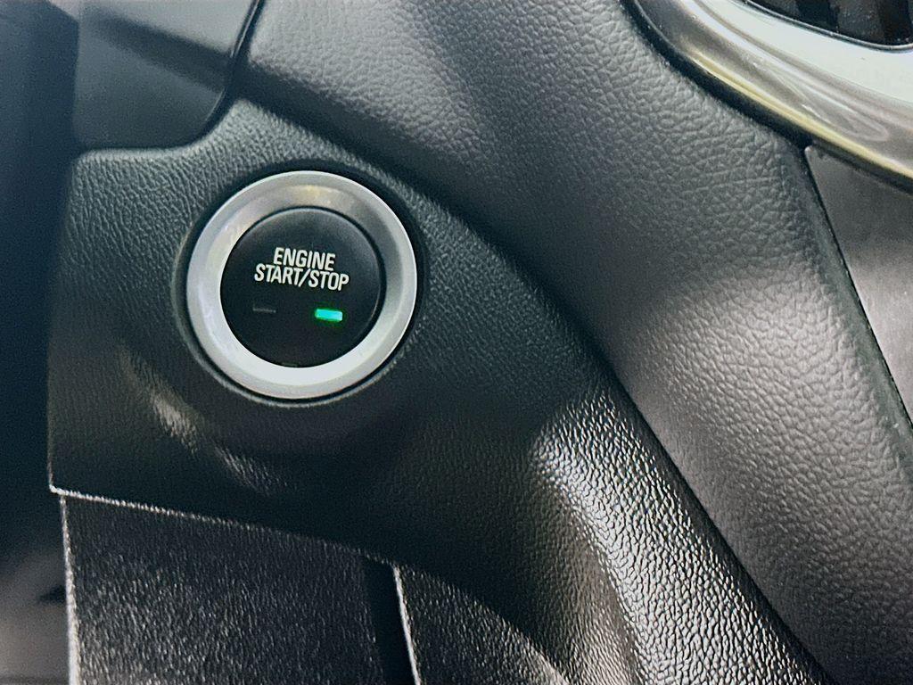 used 2022 Chevrolet Equinox car, priced at $20,634