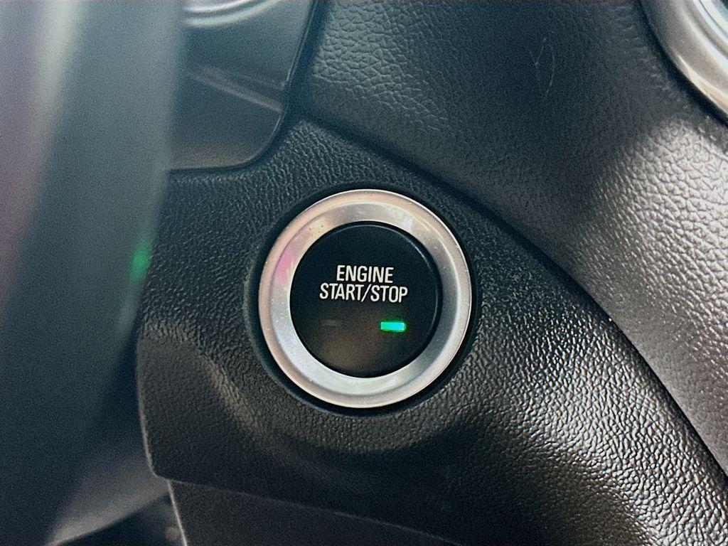 used 2022 Chevrolet Equinox car, priced at $21,685