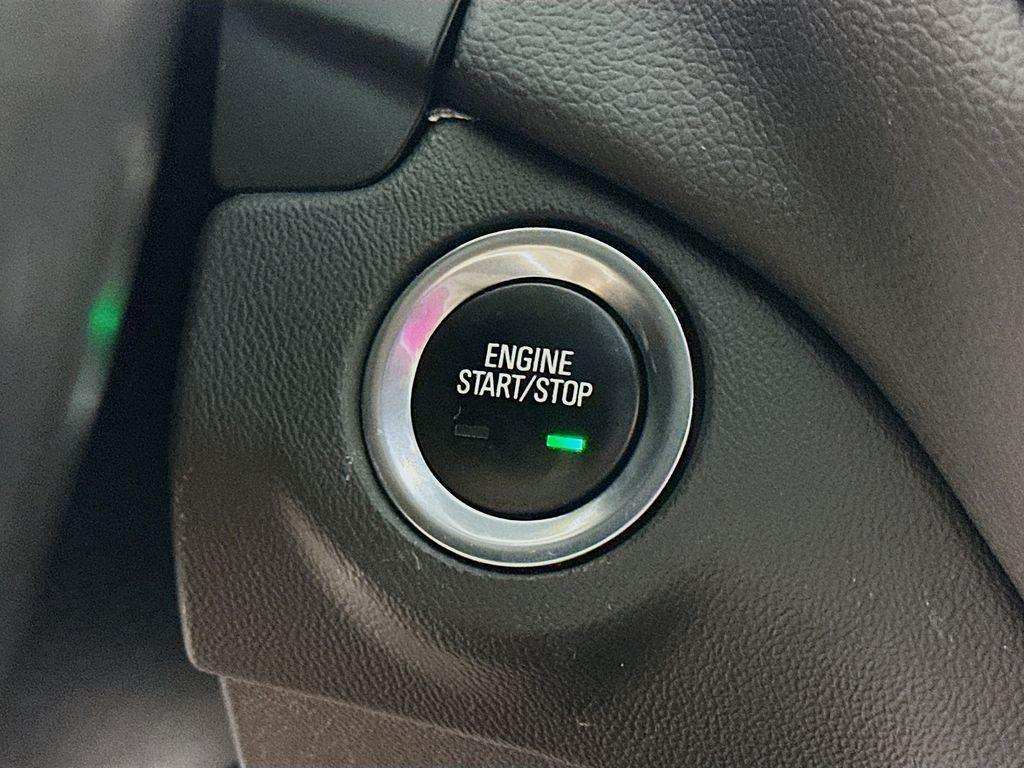 used 2022 Chevrolet Equinox car, priced at $21,600