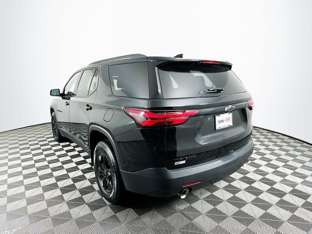 used 2023 Chevrolet Traverse car, priced at $29,250