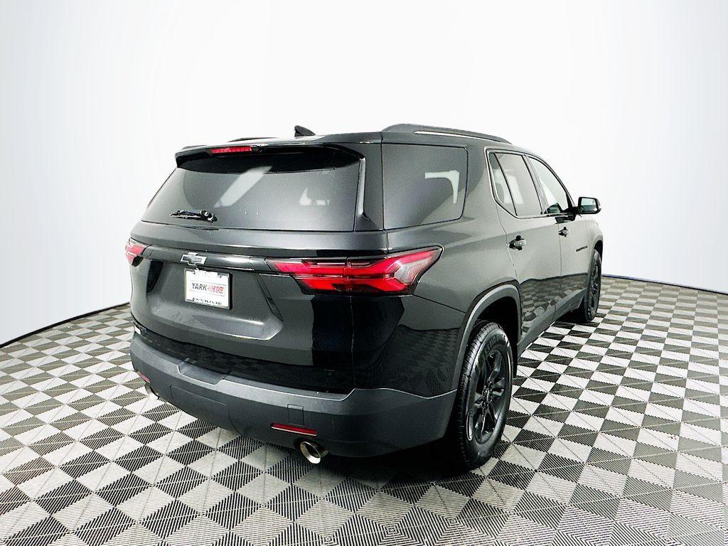 used 2023 Chevrolet Traverse car, priced at $29,250
