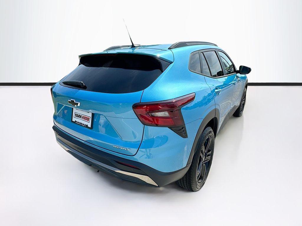 new 2025 Chevrolet Trax car, priced at $27,445