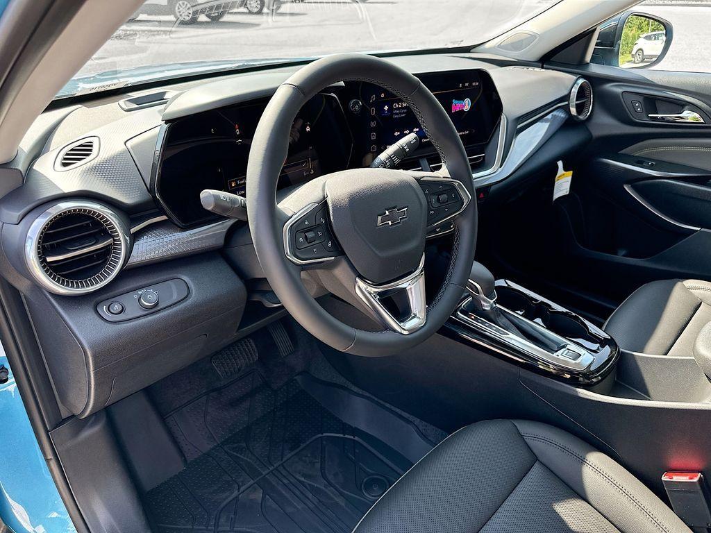 new 2025 Chevrolet Trax car, priced at $27,445