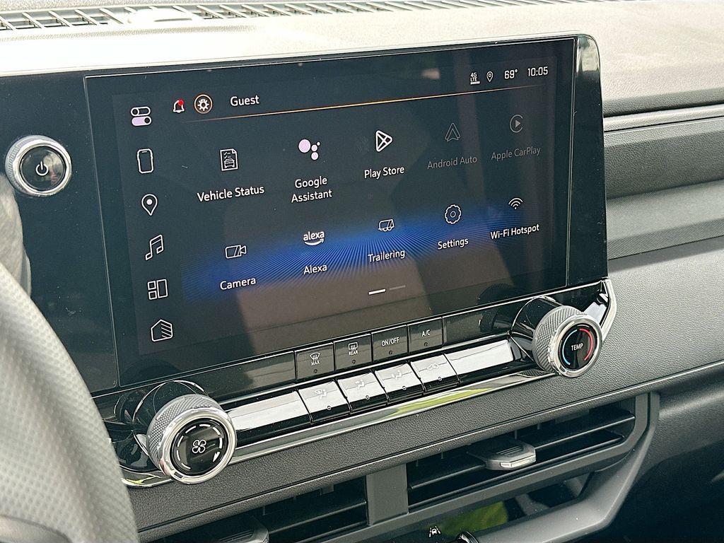 new 2025 Chevrolet Colorado car, priced at $33,495
