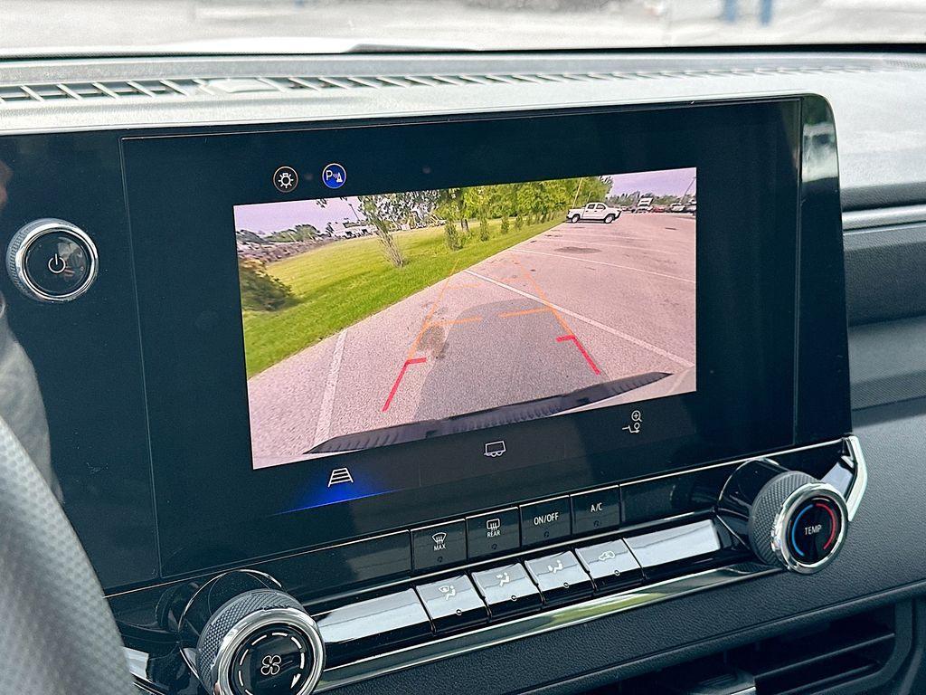 new 2025 Chevrolet Colorado car, priced at $33,495